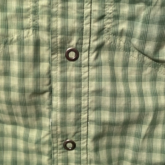 Outdoor Research Short Sleeve Nylon Shirt Snap Buttons Men’s Sz Med Green Plaid - Picture 4 of 11